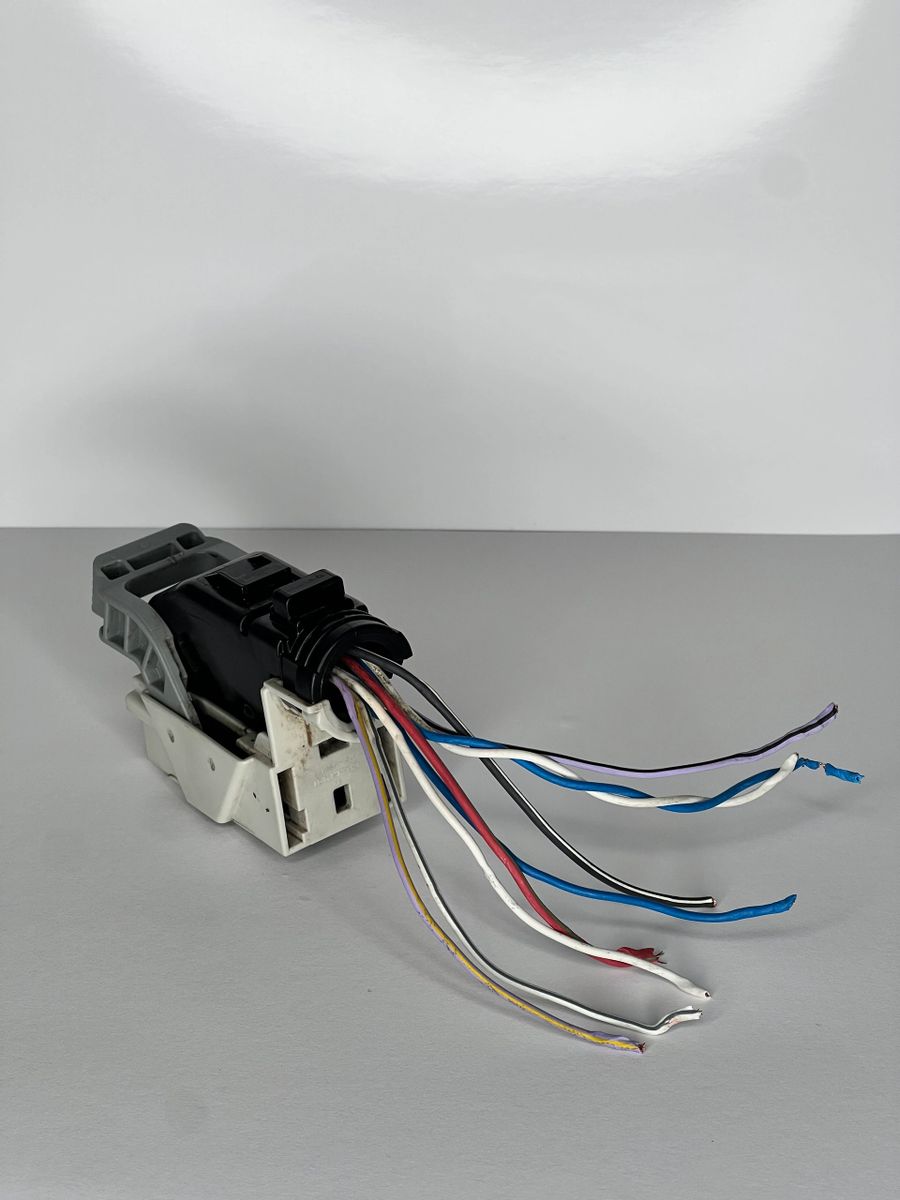 2016 Chevy Malibu 4 cylinder 1.4L TCM plug Transmission Control Module