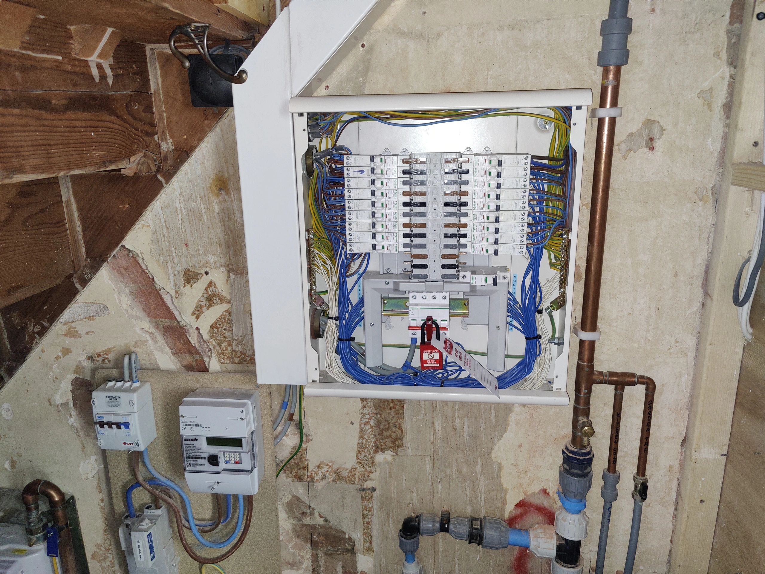 MTG Electrical Services LTD logo