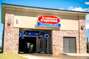 A Five Minute Express Car Wash Board