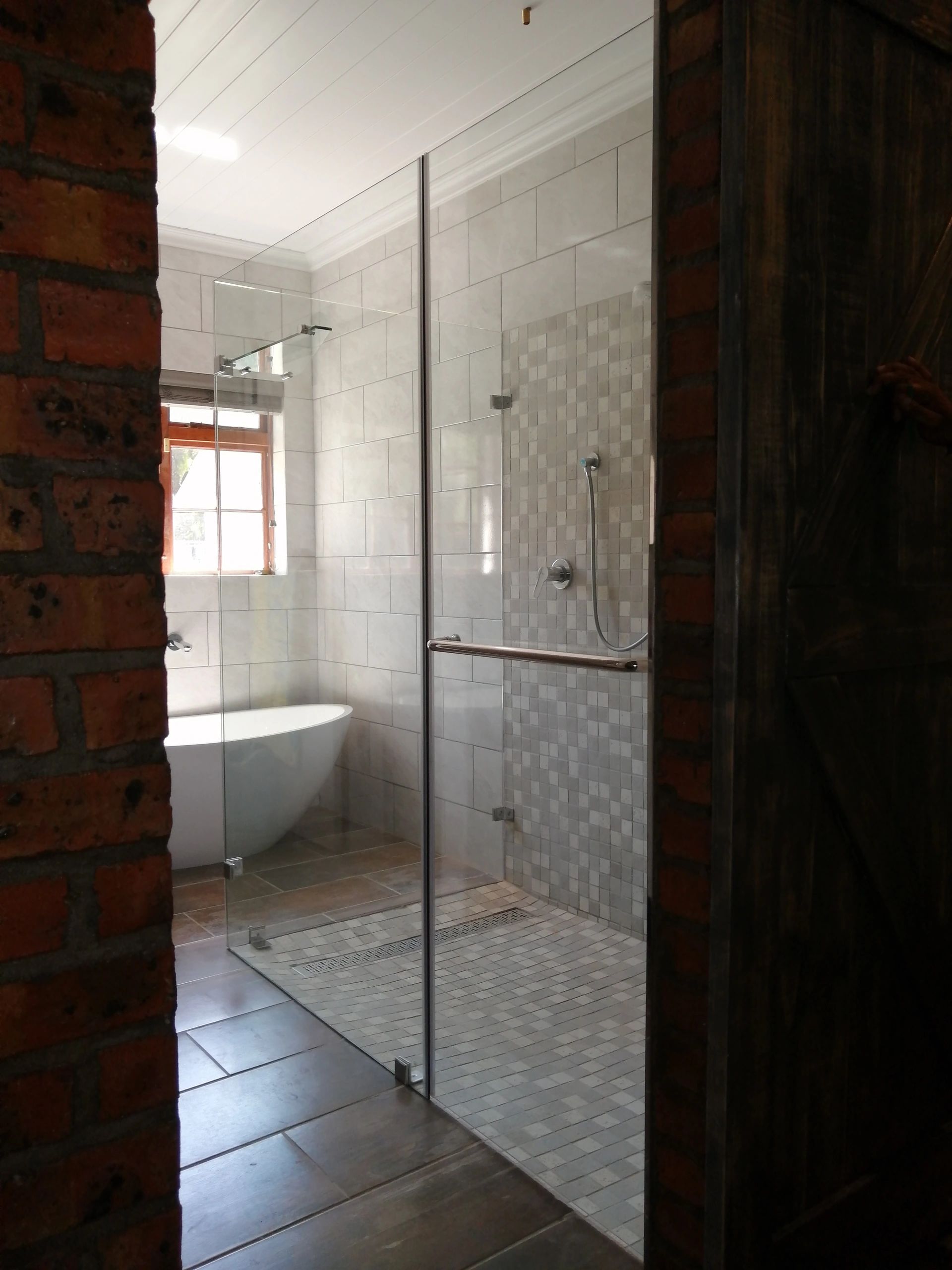 Frameless glass shower Somerset West