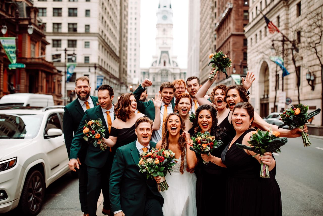 A+Ts fun and timeless wedding at the Down Town Club by Cescaphe