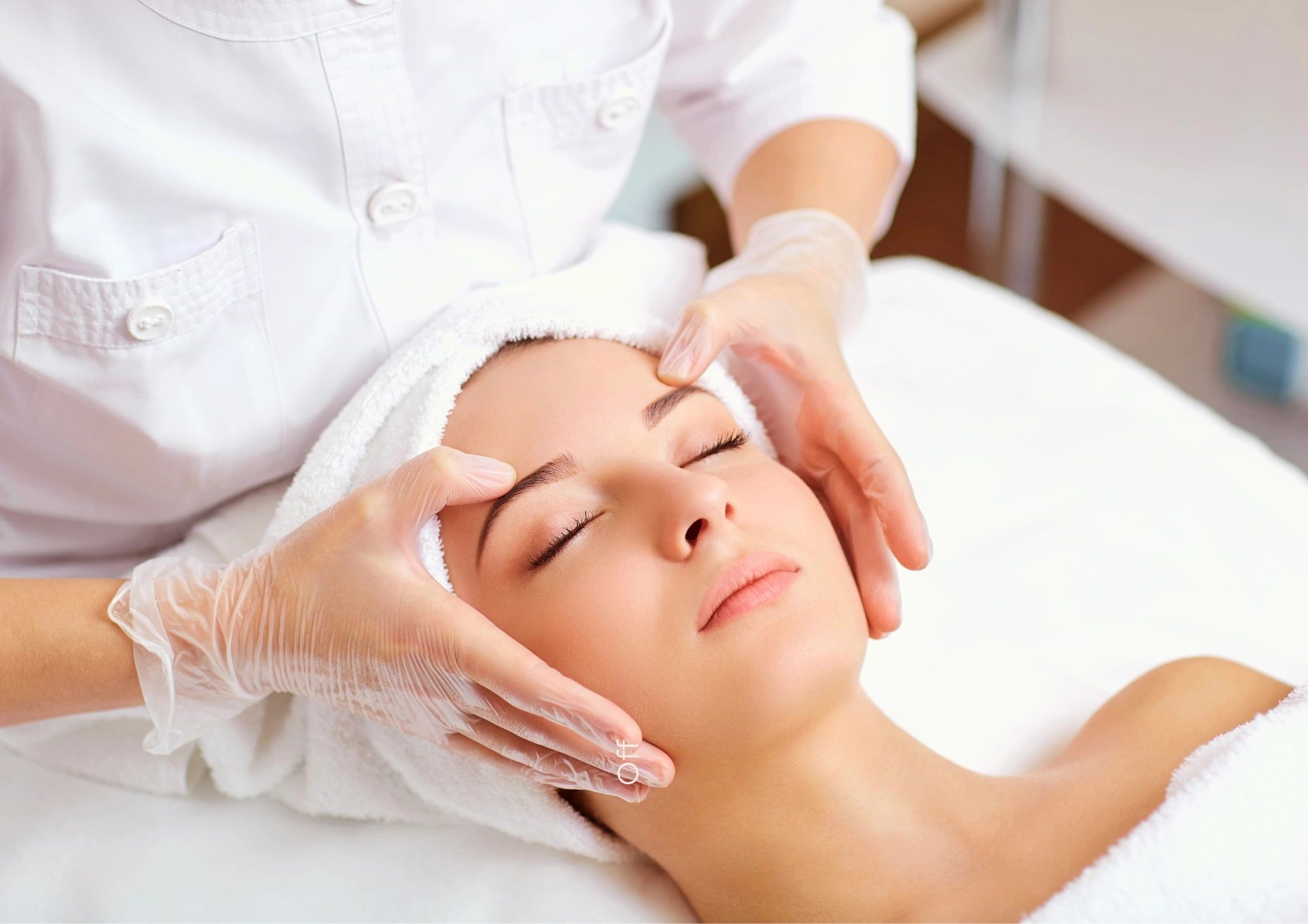 Embark on a wellness journey. Our curated offerings blend Eastern and Western modalities to revitali