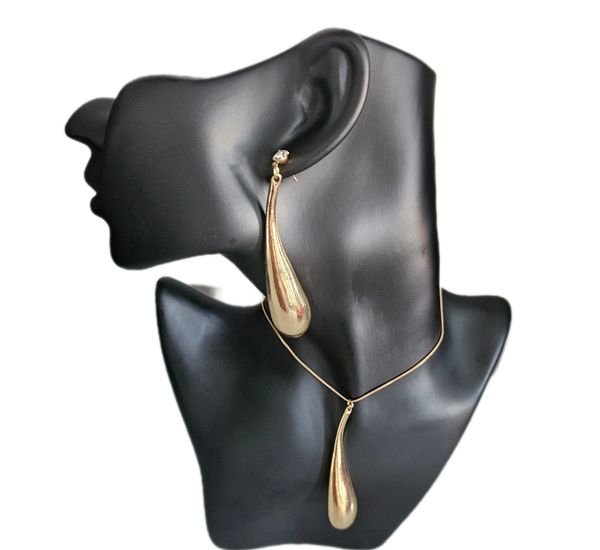 Elegant costume jewellery