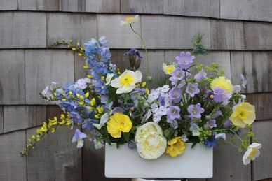	
flower arranging workshop