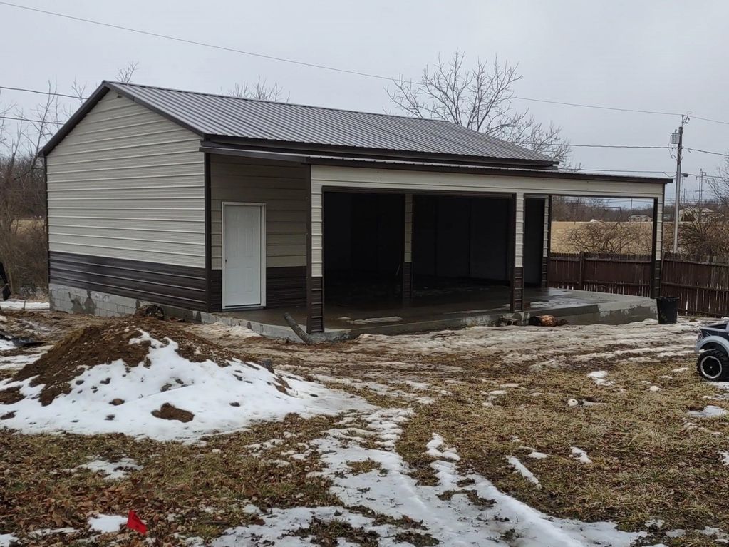 26x35x11 with attached Carport