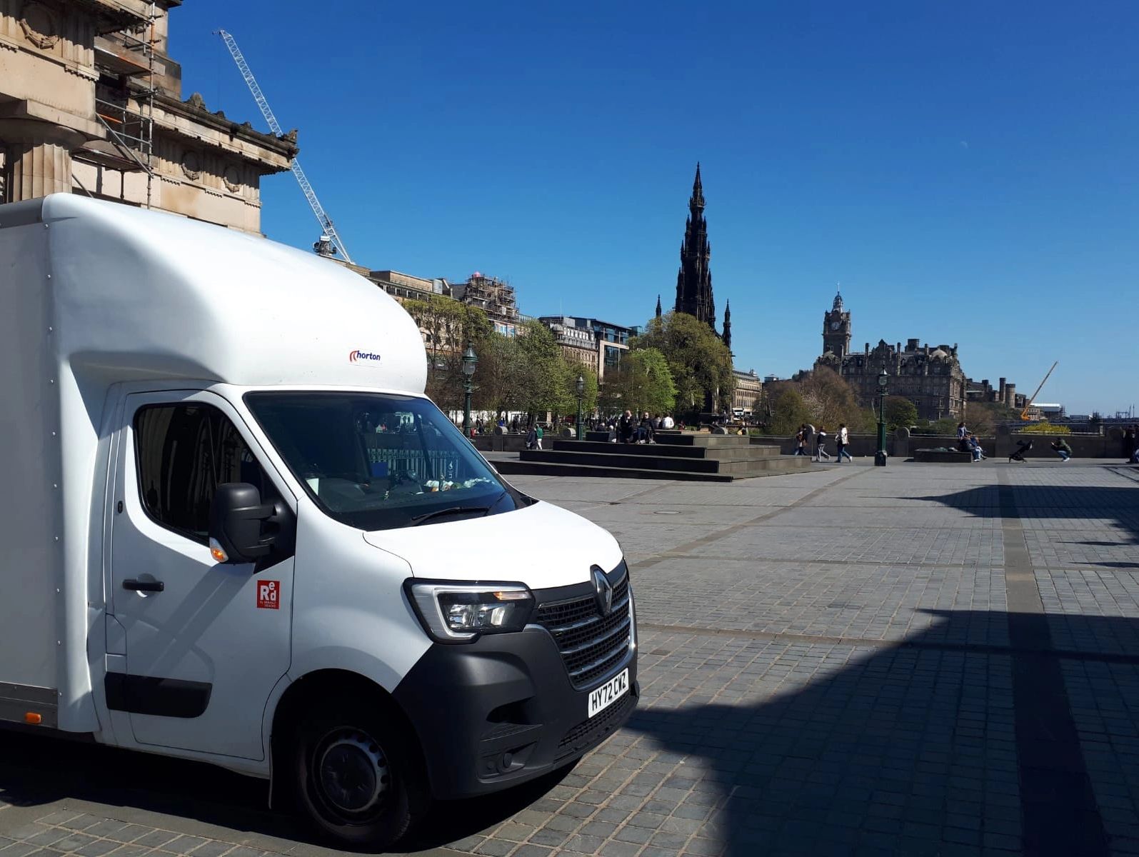 We are proud to be a recommended shipper for the Royal Scottish Academy in Edinburgh 