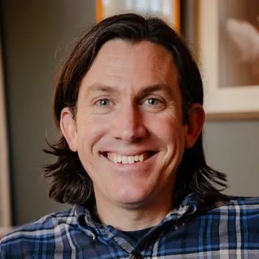 Iain Ward

CEO & Founder

Solar Agricultural Services, Inc