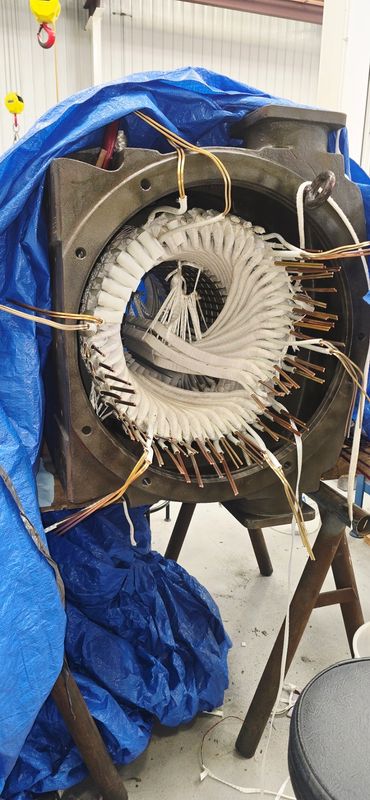 Partial winding of an electrical motor stator.