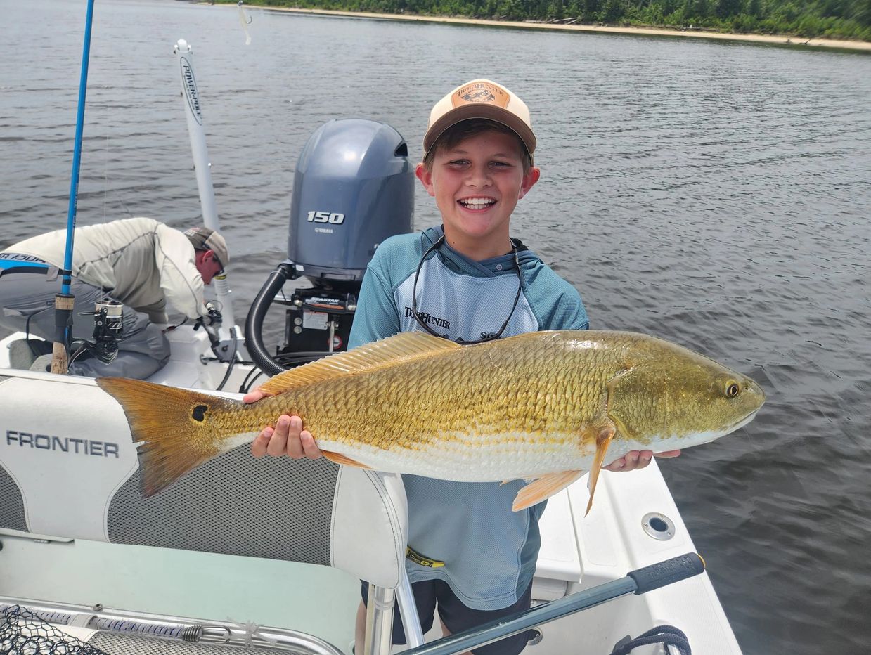 Spec Fever Guide Service - Fly Fishing, Fishing Charters, Inshore Fishing  Charters, image size:1239x932