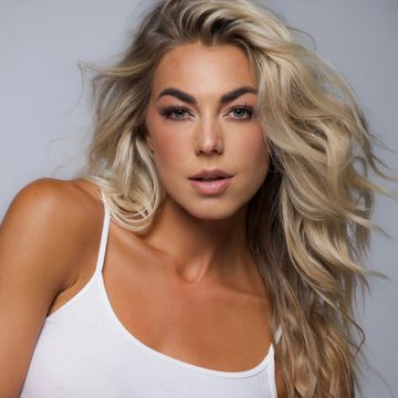 Brey Noelle —actress, model DC’s Peacemaker—booking and appearance inquiries at Stellar Appearances.