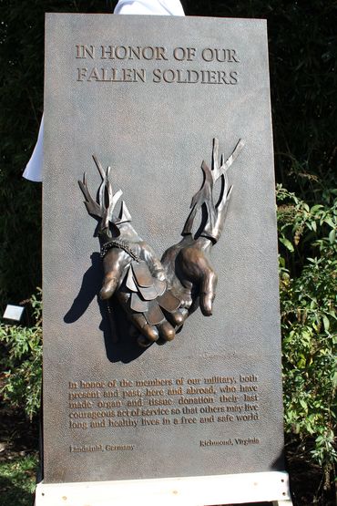 Bronze Plaque Memorializing United States Military Men and Women who donated their organs
