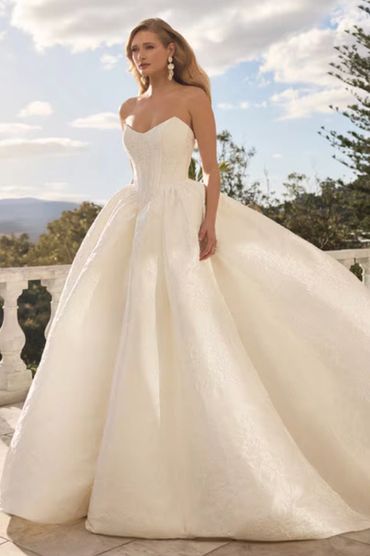 Rosalie ST673  Sophia Tolli Premier wedding dress designed by  Martin Thornburg