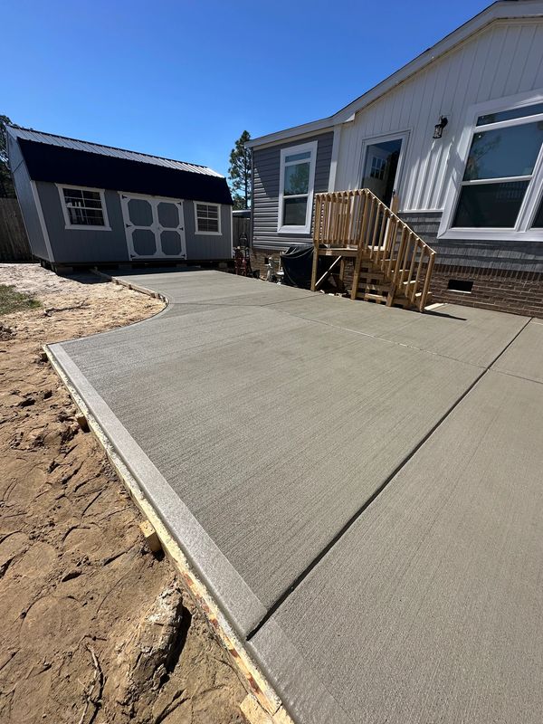 Concrete driveway installation