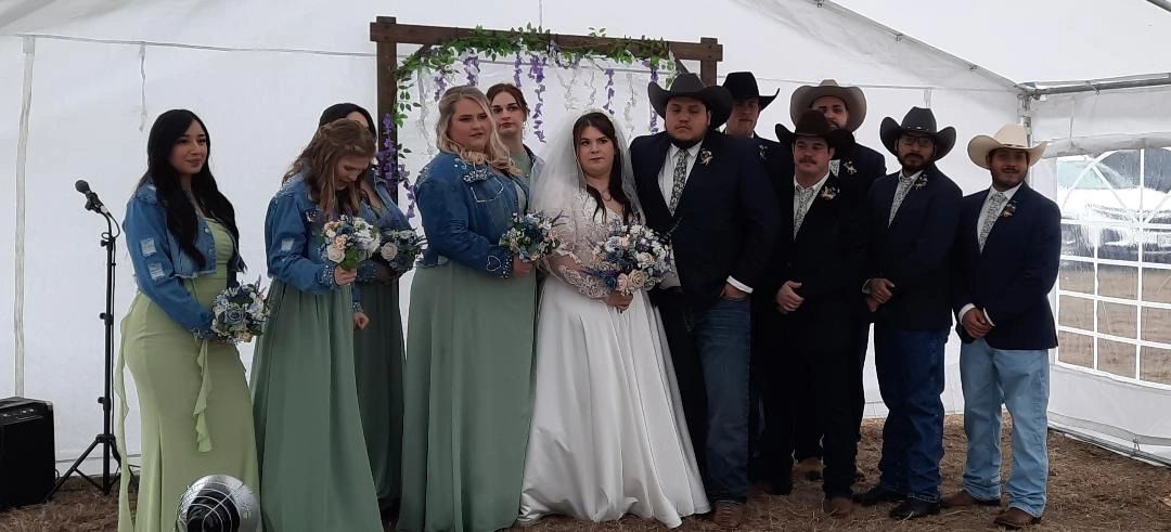 The wedding party for Amber and Elias