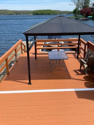 Staining deck