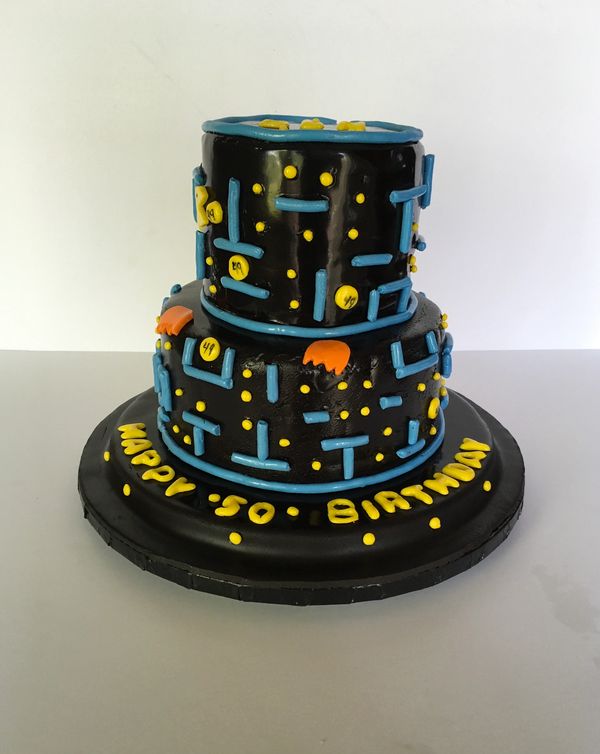 Pacman Cake