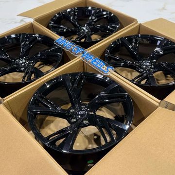 Product information
MODEL
01002
SIZE
19x8.5
ET
40
PCD
5x112
CB
66.45
FINISH
Black