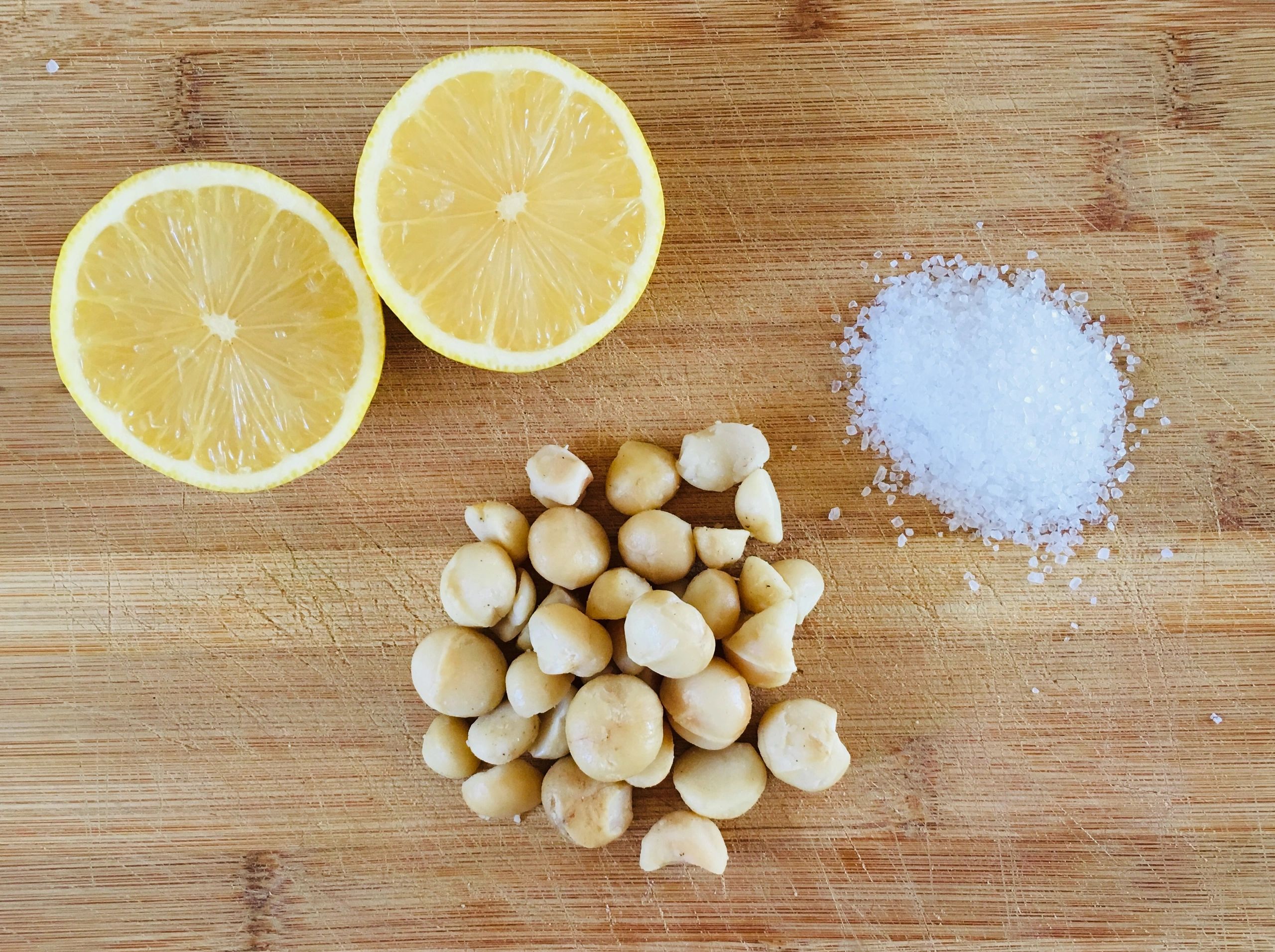 About Our Hawaiian Macadamia Nuts