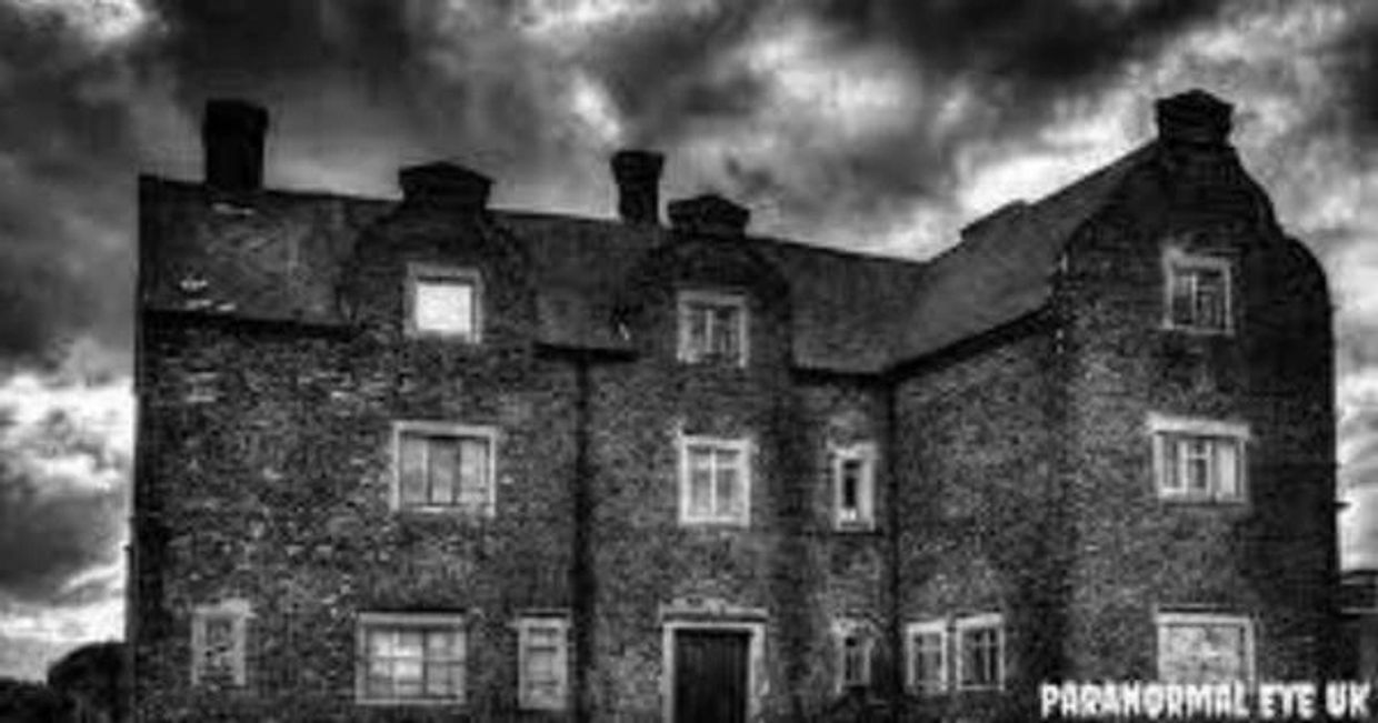 Gresley Old Hall Ghost Hunts 