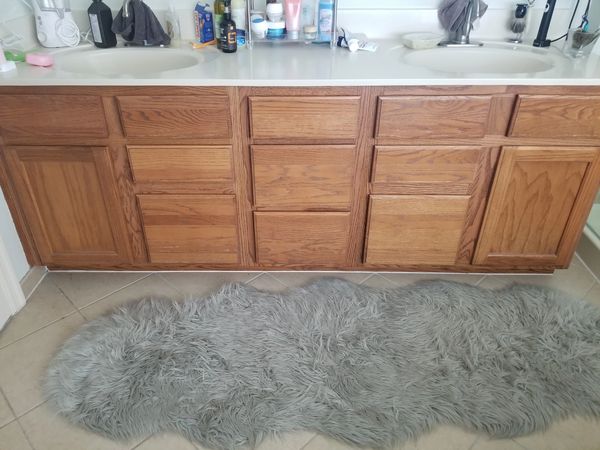 Before pic of bathroom