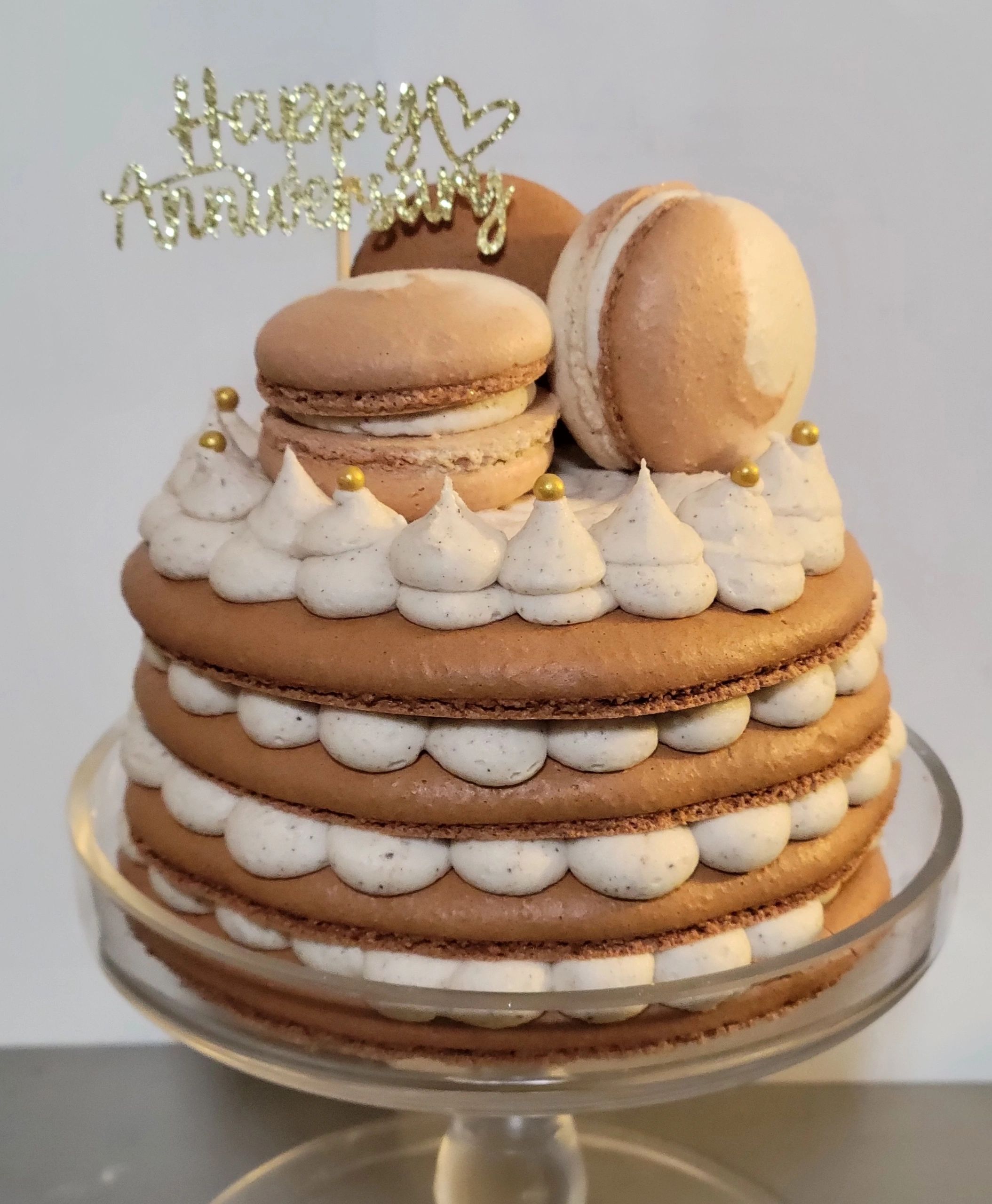 //img1.wsimg.com/isteam/ip/9e652b2e-aa04-44e0-a9ee-74fd0c838870/Chai%20Macaron%20Cake.jpeg/:/rs=w:1300,h:800