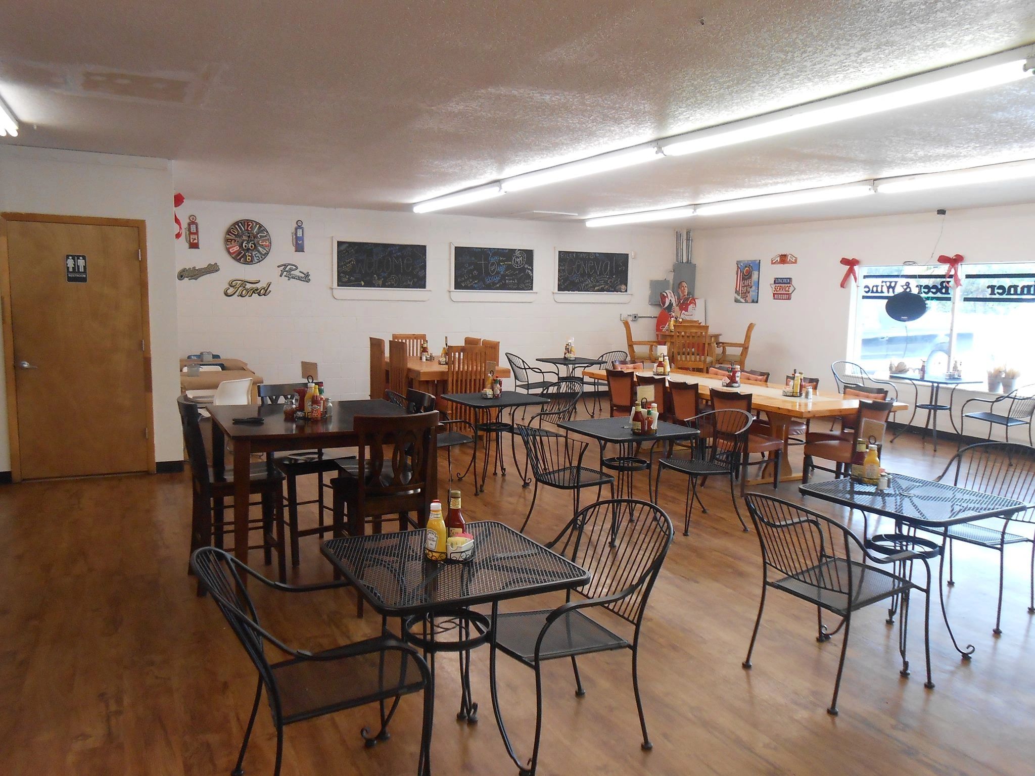 Geneva General Store