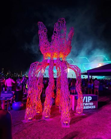 festival art, large scale flower robot sculpture installed at EDC Orlando