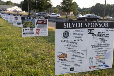 Yard signs for advertisement at Annual MCAMA Show