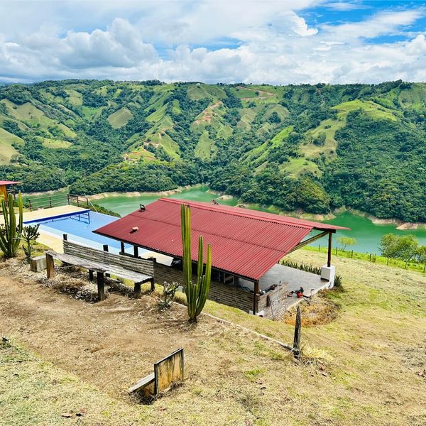 Hotel, finca para alquiler en Norcasia Caldas, Embalse Amaní