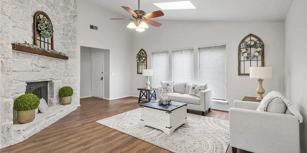 3004 E. Tacoma St. Broken Arrow, 74014
Sold: Aug. 1, 2024
Staged by: Property Staging Solutions
