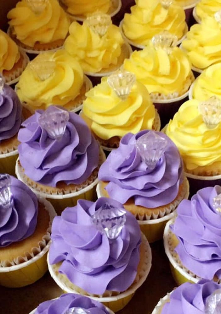 Dipped in Love Bakery, Cakes, Bakery, Cupcakes