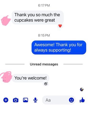 Screenshot of a positive chat about cupcakes with thank you and appreciation messages.