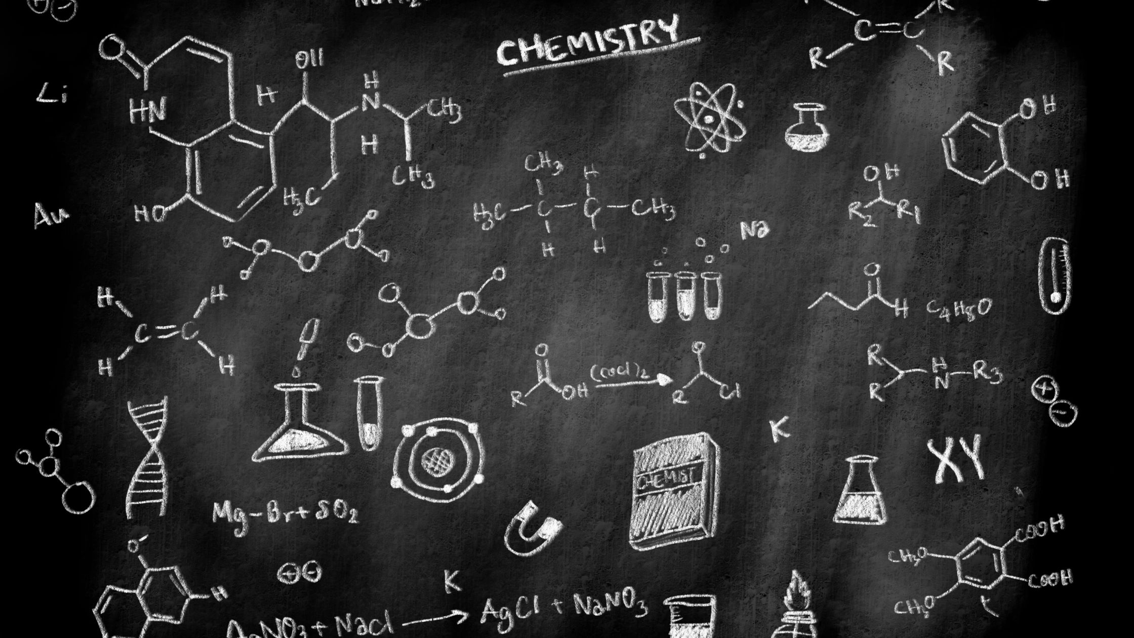 Самая химия. Химические формулы на доске. Грифельная доска с формулами. Меловая доска химия. Химические формулы картинки.