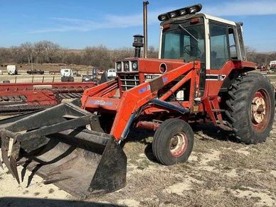 International 186 Hydra — Tractors lot at the Gran Consignment Sale — Spring 2026