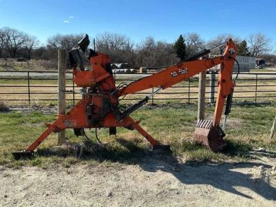 Back Hoe Skid Attachment — Small Equipment lot at the Gran Consignment Sale — Spring 2026