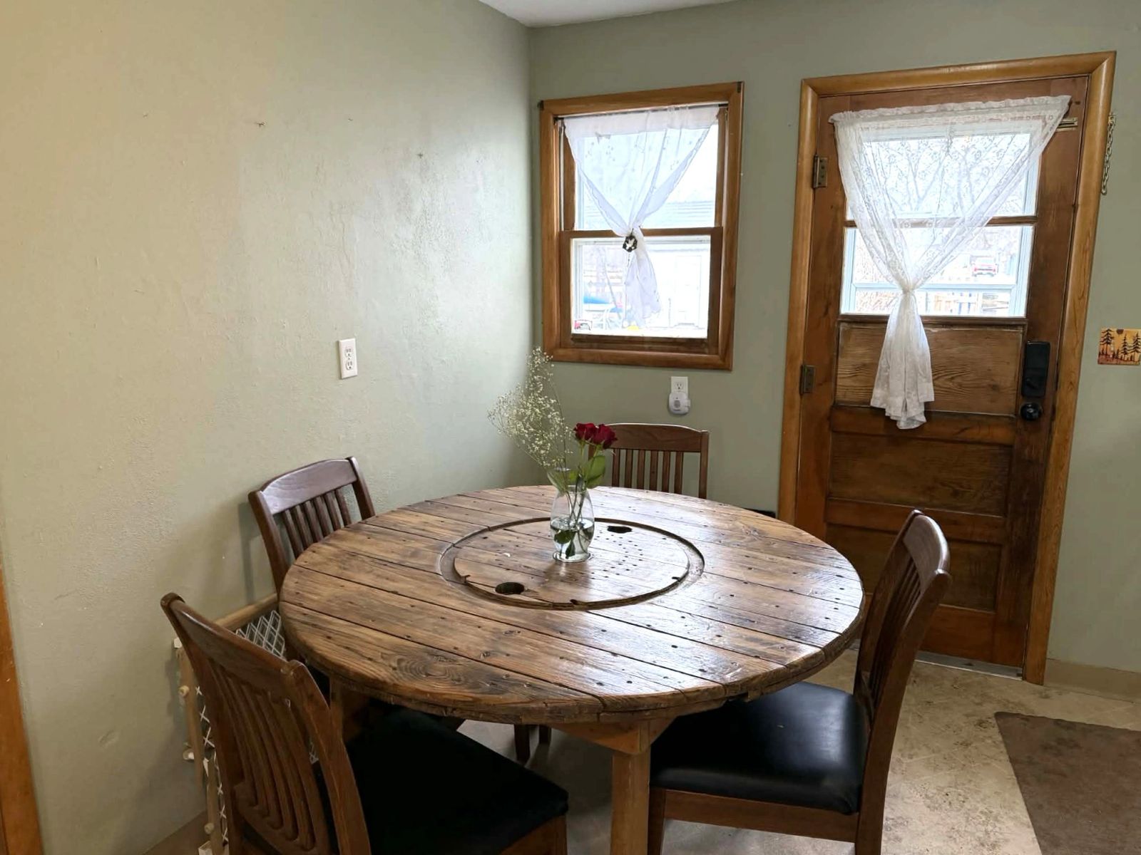 361 West 2nd Street, Mission, SD — Mission, SD real estate photo thumbnail 7