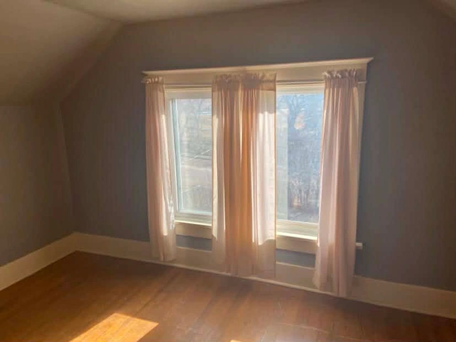 325 W 6th Street, Winner, SD — Winner, SD real estate photo thumbnail 10