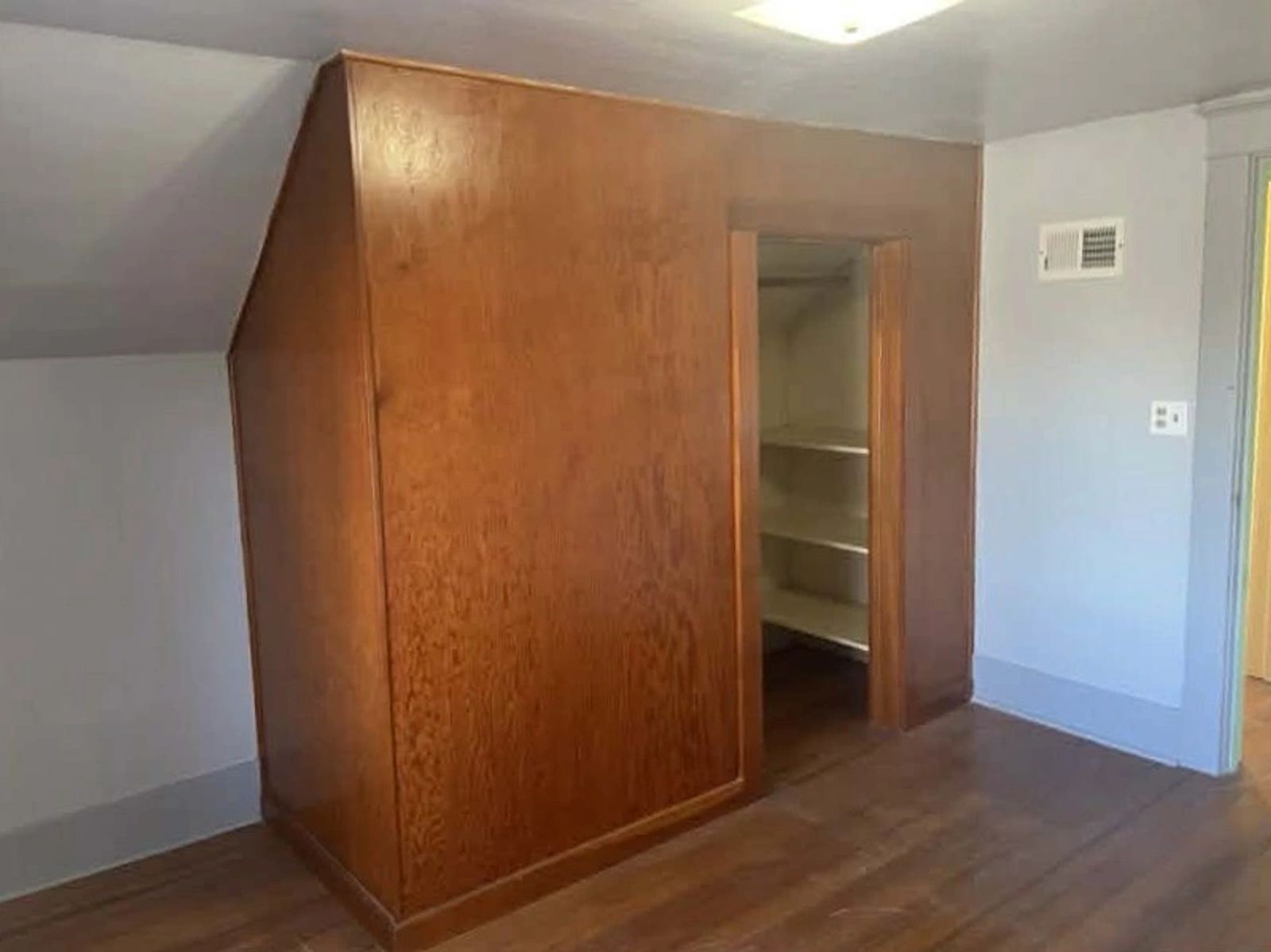 325 W 6th Street, Winner, SD — Winner, SD real estate photo thumbnail 17