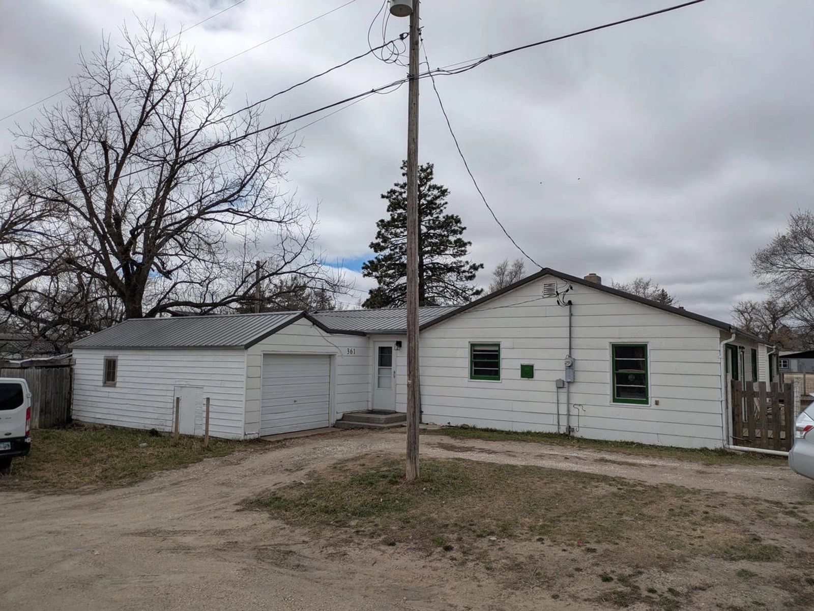 361 West 2nd Street, Mission, SD — Mission, SD real estate photo thumbnail 4