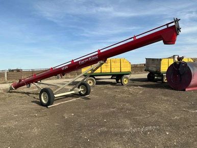 Farm King Auger 1234 — Grain/tillage Equipment lot at the Gran Consignment Sale — Spring 2026