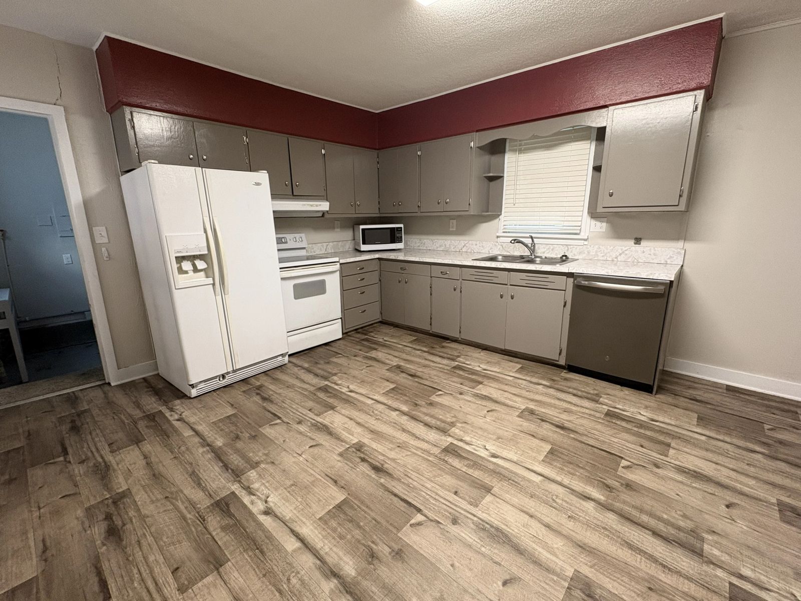 225 East 6th Street, Winner, SD — Winner, SD real estate photo thumbnail 11