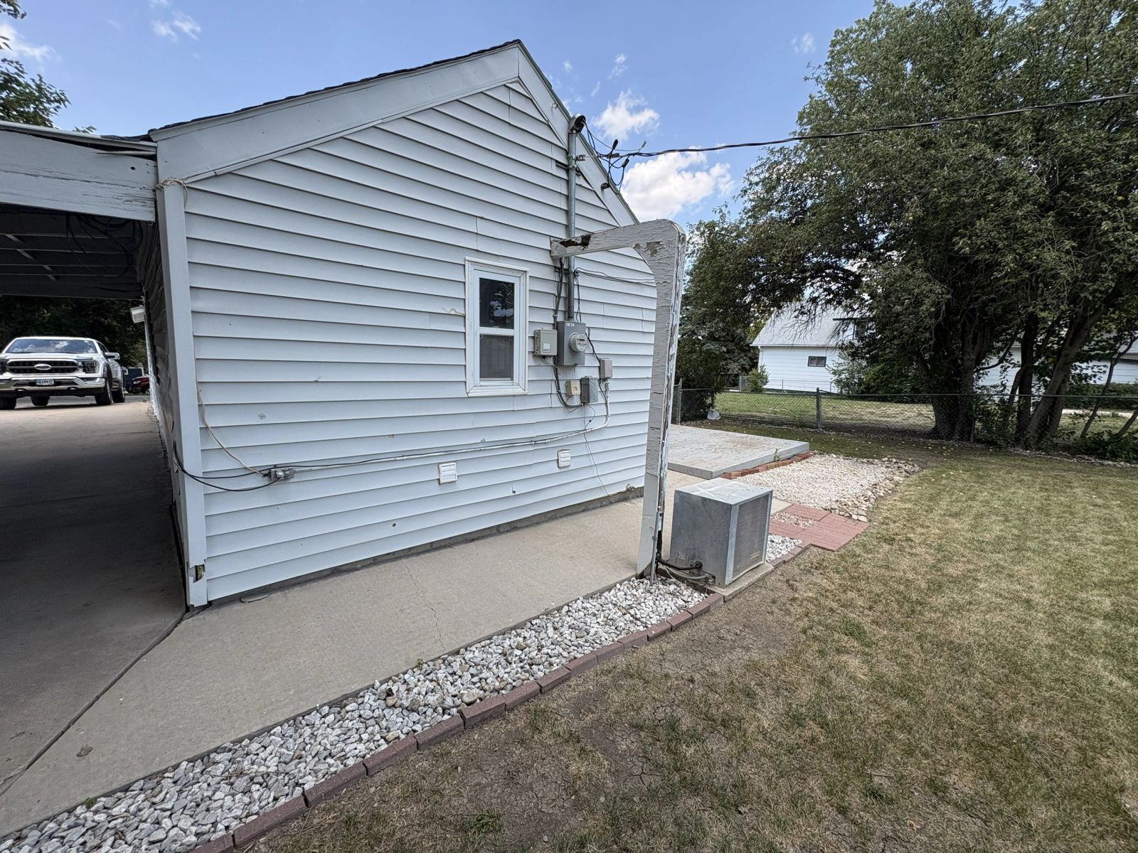 225 East 6th Street, Winner, SD — Winner, SD real estate photo thumbnail 9