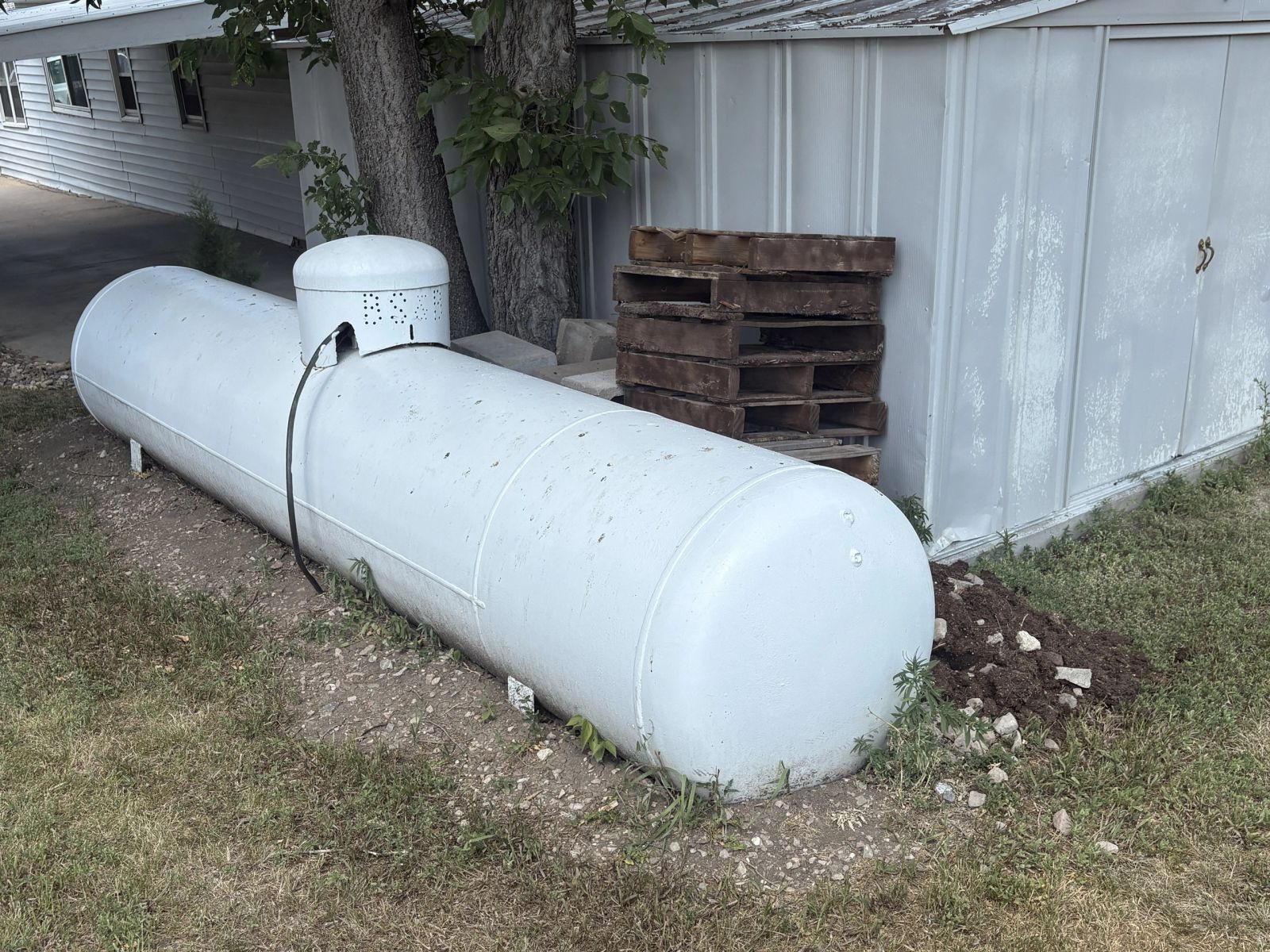 225 East 6th Street, Winner, SD — Winner, SD real estate photo thumbnail 3