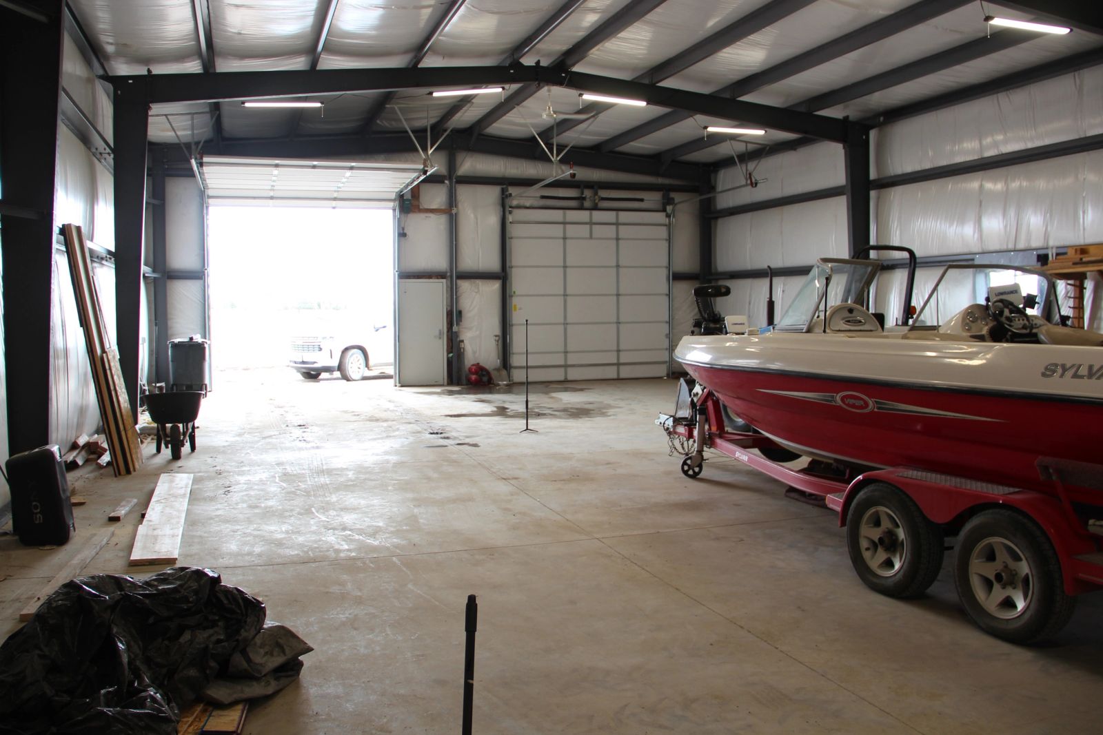 725 E 1st Street Commercial Shop, Gregory, SD — Gregory, SD real estate photo thumbnail 10