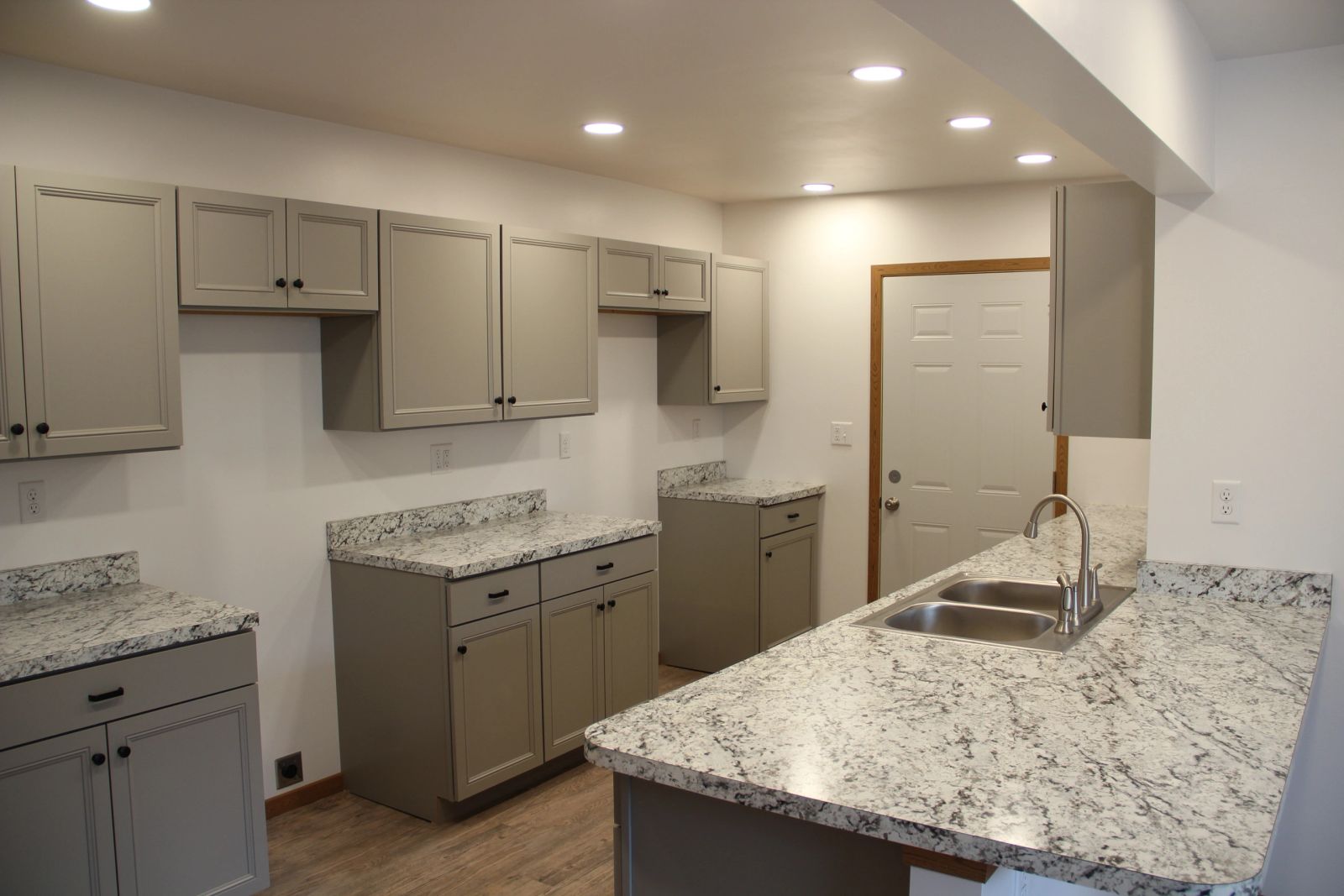 207 W. Pugh Street, Martin, SD — Martin, SD real estate photo thumbnail 14