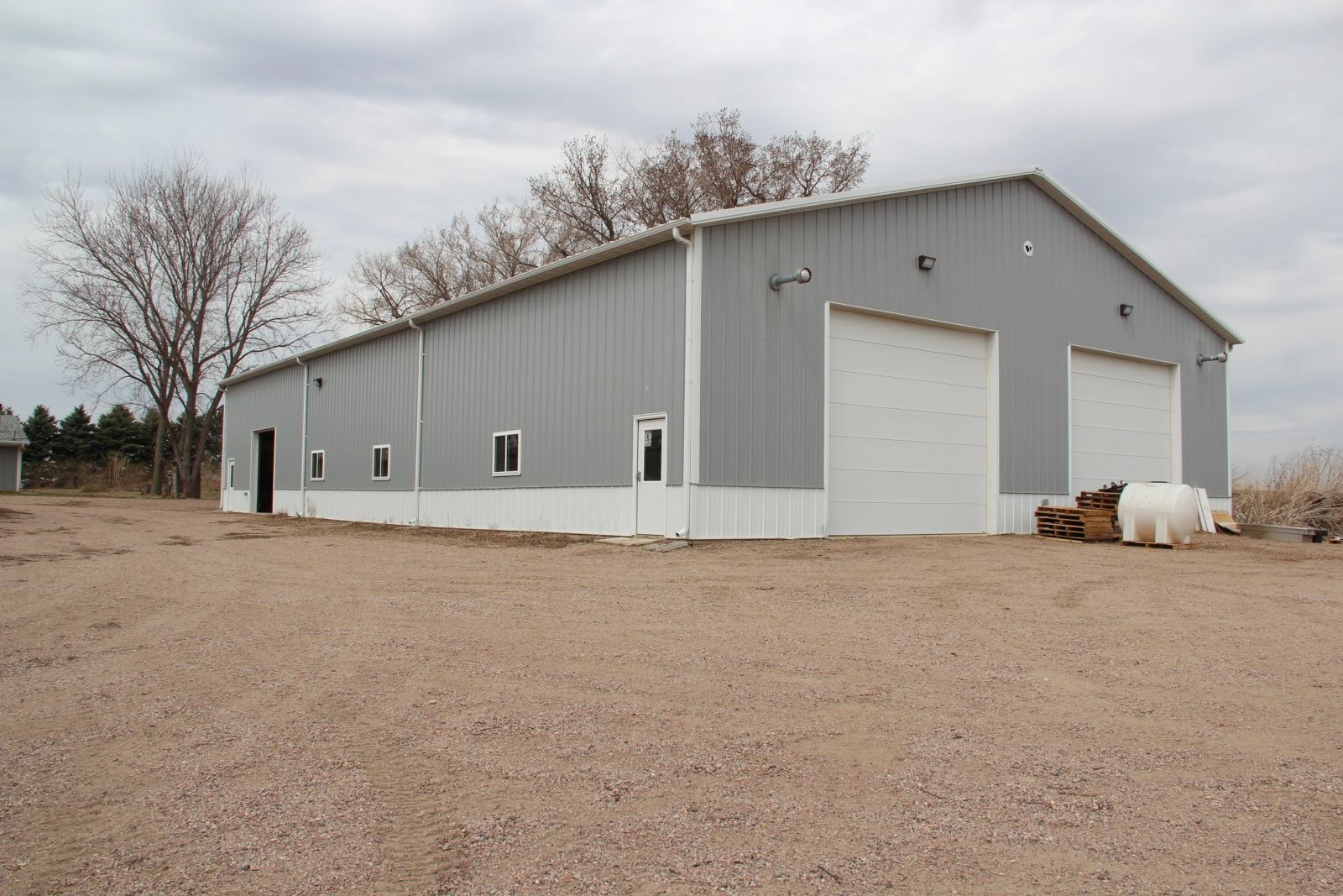 46638 256 Street, Hartford, SD — Hartford, SD real estate photo thumbnail 2