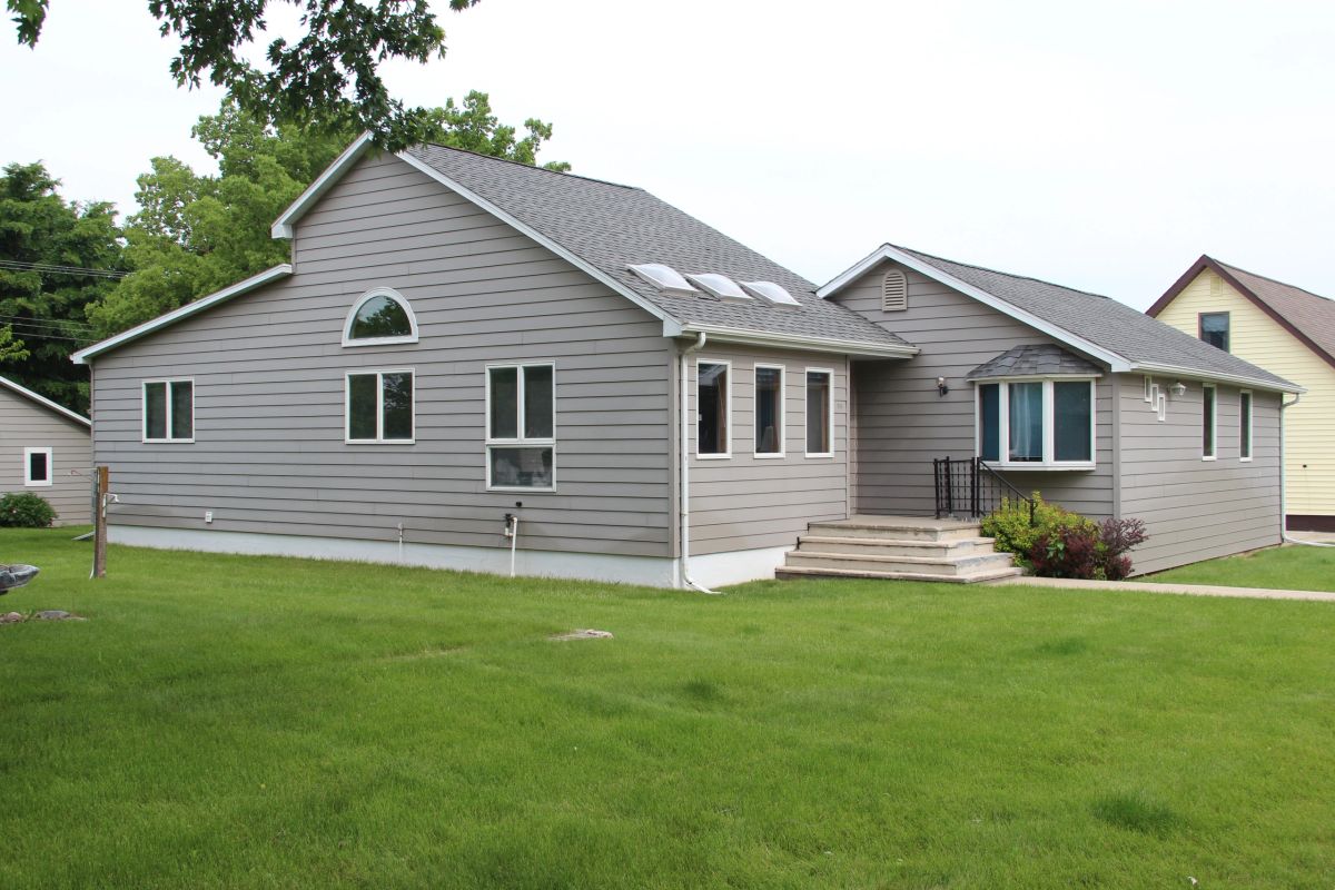 533 Washington Street, Burke, SD