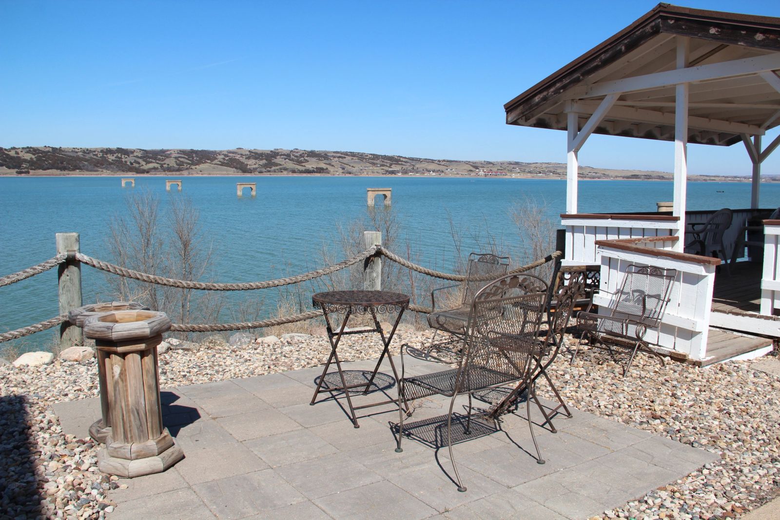 A Bridge View Inn, Chamberlain, SD — Chamberlain, SD real estate photo thumbnail 2