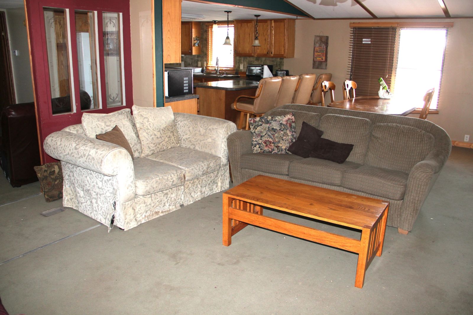 Dakota Winds Motel, Kimball, SD — Kimball, SD real estate photo thumbnail 13