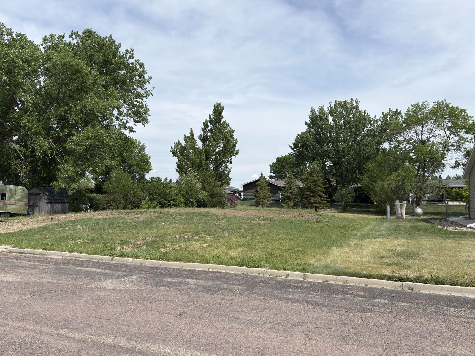 846 Pine Street Bare Residential Lot, Winner, SD — Winner, SD real estate photo thumbnail 2